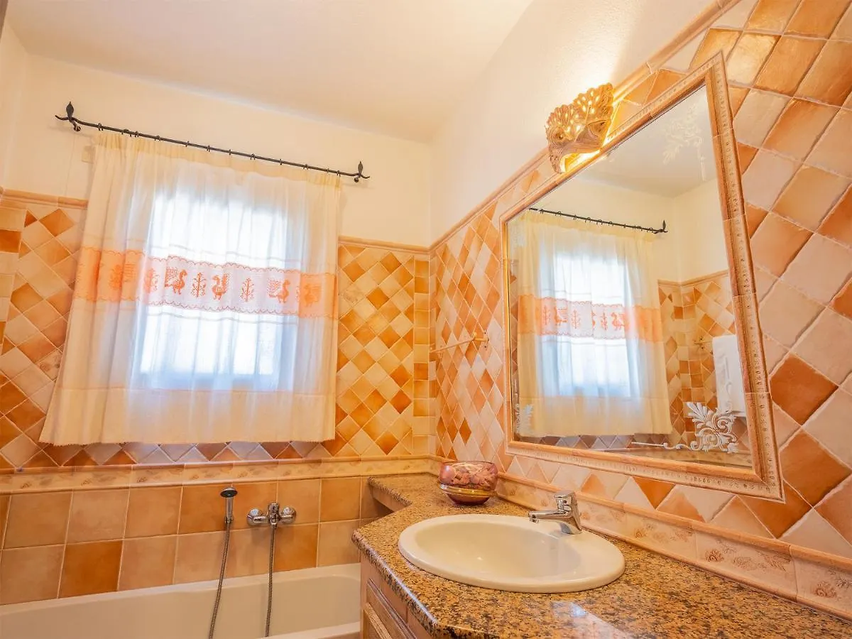 Sardinia Family Villas - Villa Donatella With Private Pool Arzachena