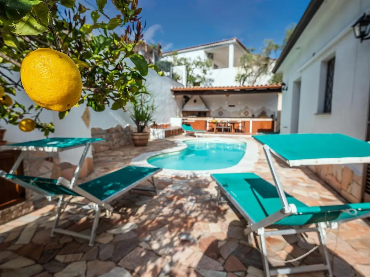 Sardinia Family Villas - Villa Donatella With Private Pool Arzachena