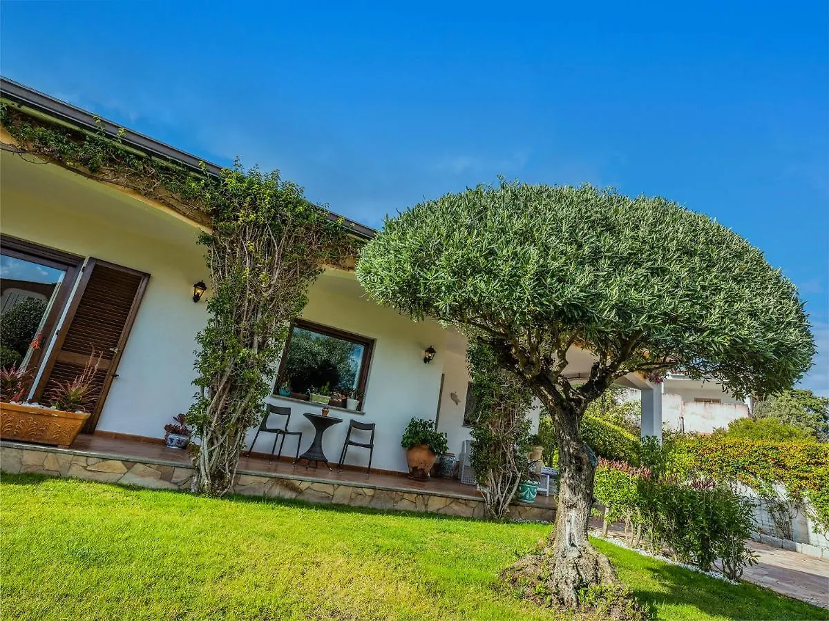 Sardinia Family Villas - Villa Donatella With Private Pool Arzachena Italy