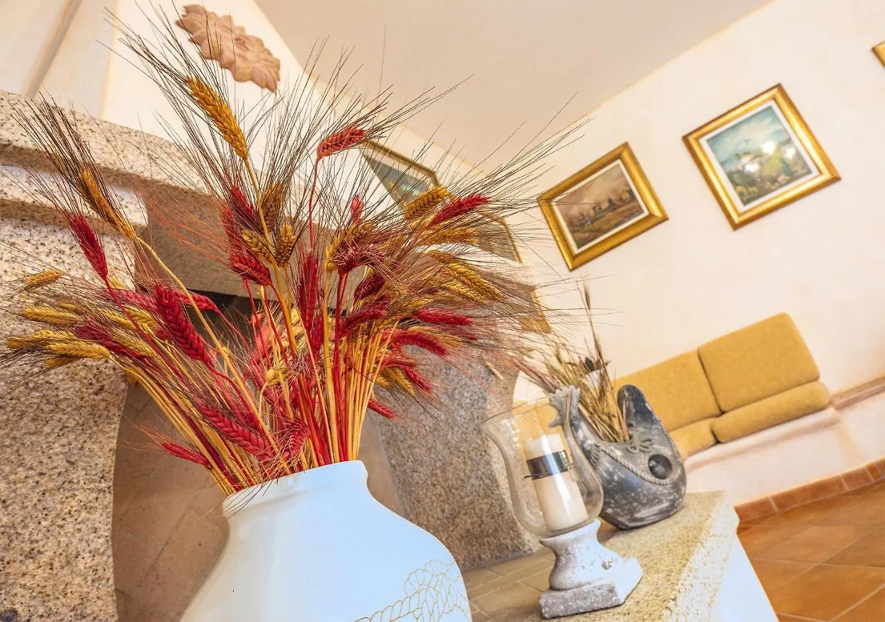Sardinia Family Villas - Villa Donatella With Private Pool Arzachena